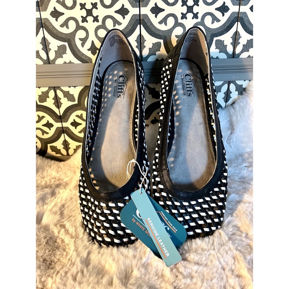Cliff's White Mountain Women's Flats, Genuine Leather, Black & White, Sz 11